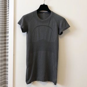 Lululemon Swiftly Tech Short Sleeve Crew in Grey